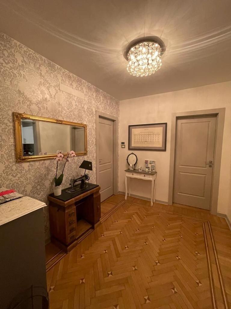 Apartamento The First Trieste Exterior foto