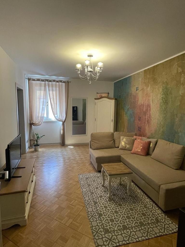 Apartamento The First Trieste Exterior foto
